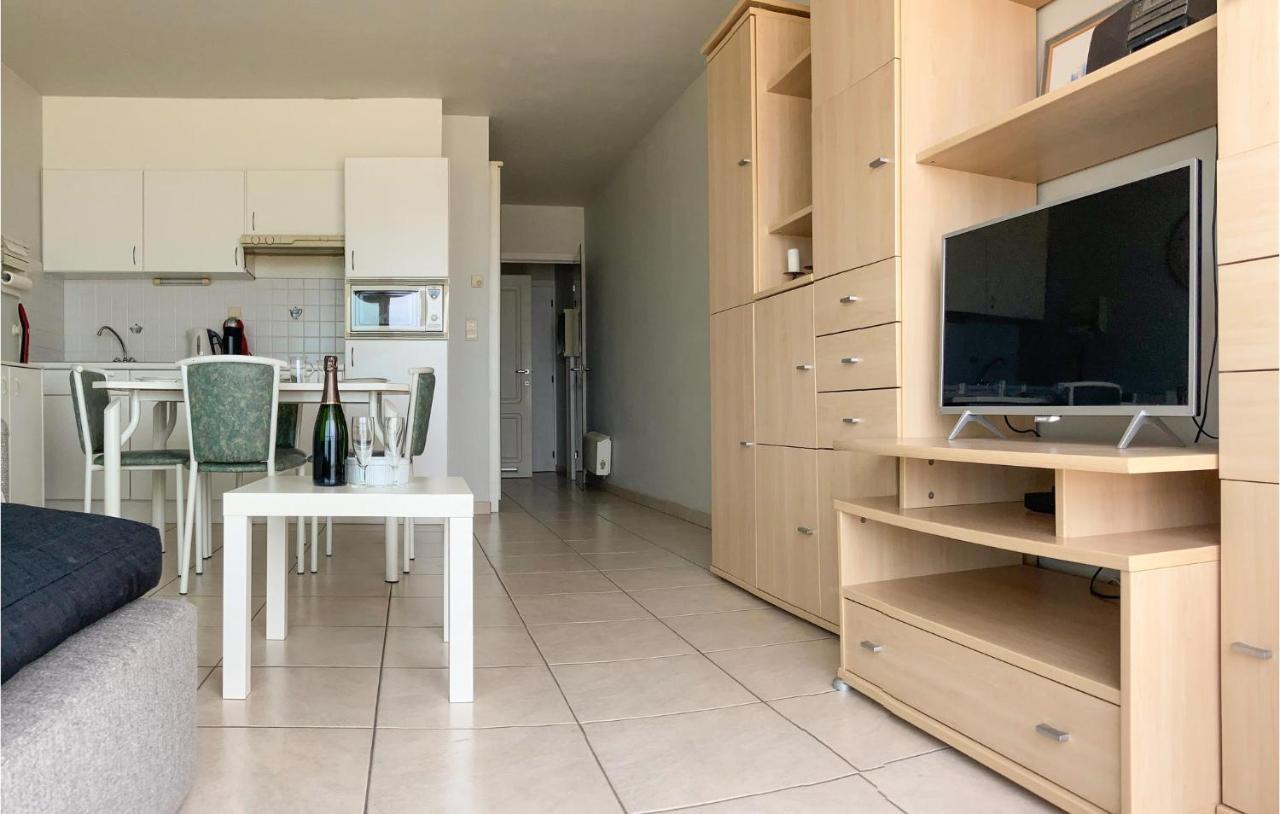 Nice Apartment In Oostende With Wifi Екстериор снимка