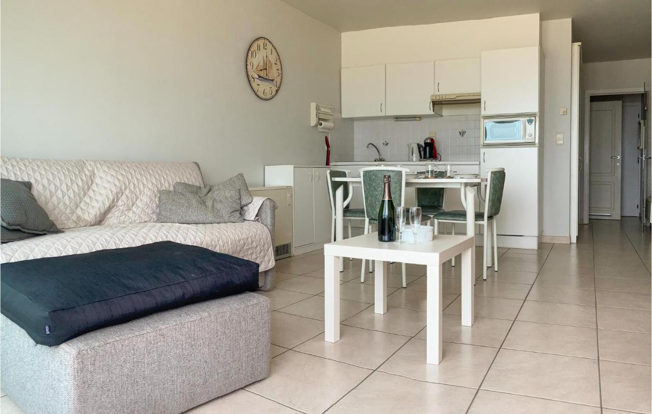 Nice Apartment In Oostende With Wifi Екстериор снимка
