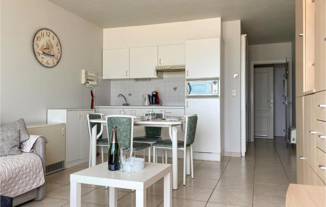 Nice Apartment In Oostende With Wifi Екстериор снимка